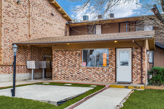 El Dorado Apartments in Killeen, TX - Foto de edificio - Building Photo