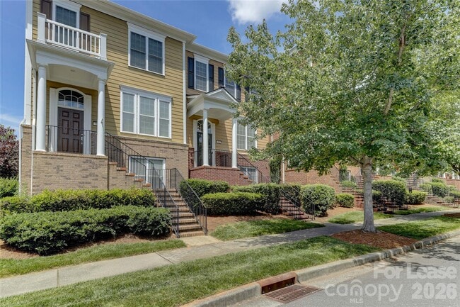 905 Lyndley Dr in Fort Mill, SC - Building Photo - Building Photo