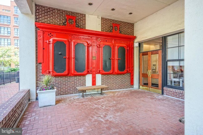 315 New St-Unit -617 in Philadelphia, PA - Building Photo - Building Photo