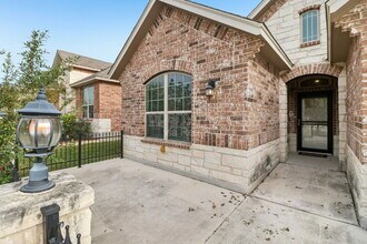 9226 King Valley in San Antonio, TX - Building Photo - Building Photo