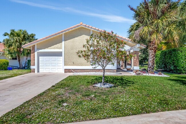 19635 Back 9 Dr in Boca Raton, FL - Building Photo - Building Photo
