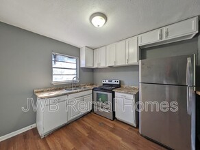 239 E 16th St in Jacksonville, FL - Building Photo - Building Photo
