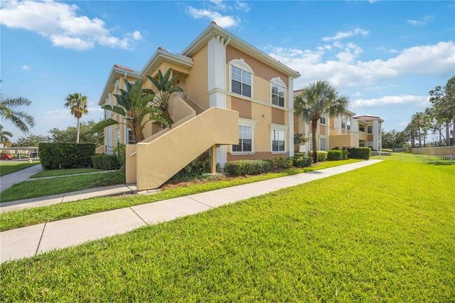 1195 Villagio Cir