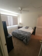 4158 Tamiami Trl, Unit K4 in Port Charlotte, FL - Building Photo - Building Photo