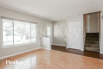 221 Rockhurst Rd in Bolingbrook, IL - Building Photo - Building Photo