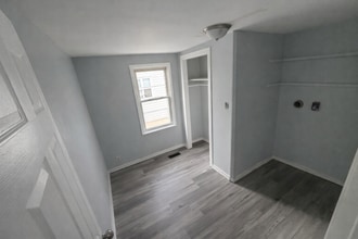 159 Flora Dr in St. Louis, MO - Building Photo - Building Photo