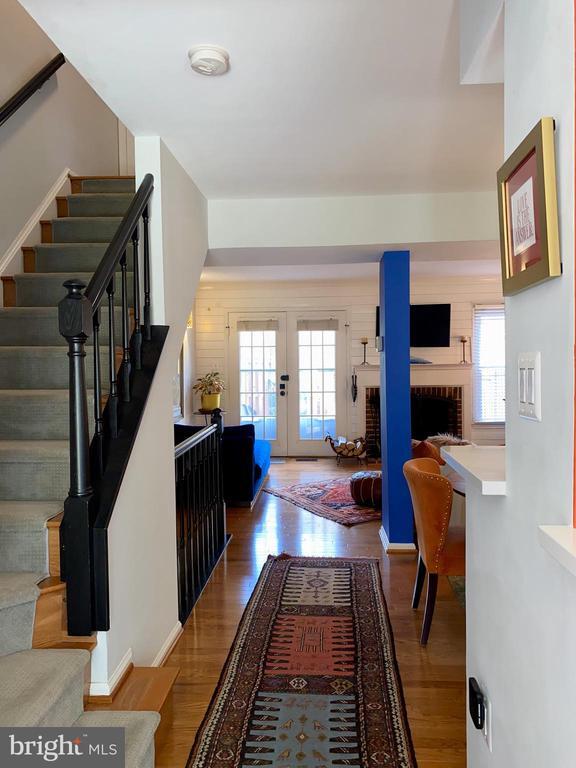 property at 2510 S Arlington Mill Dr
