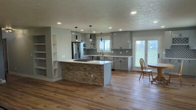 11377 Nucla St in Commerce City, CO - Building Photo - Building Photo