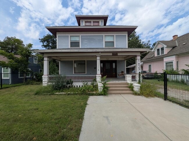 property at 1625 N Market St