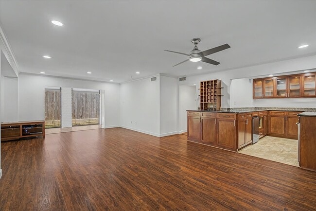 7575 Katy Fwy