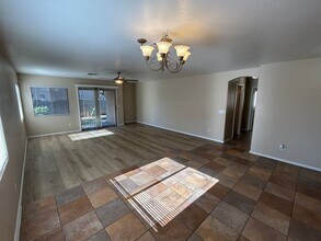 2434 S 83rd Dr in Tolleson, AZ - Building Photo - Building Photo