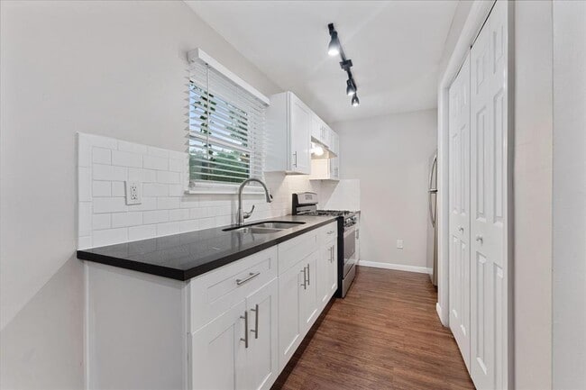 property at 605 Enid St