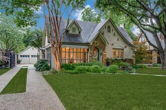 5422 Merrimac Ave in Dallas, TX - Building Photo - Building Photo