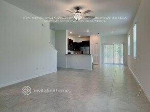 5155 Forum Blvd in Holiday, FL - Building Photo - Building Photo
