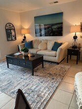 2100 W Beach Dr in Panama City, FL - Foto de edificio - Building Photo