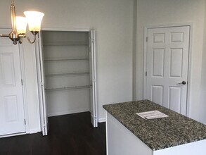 102 Edenberry Ct in Easley, SC - Building Photo - Building Photo