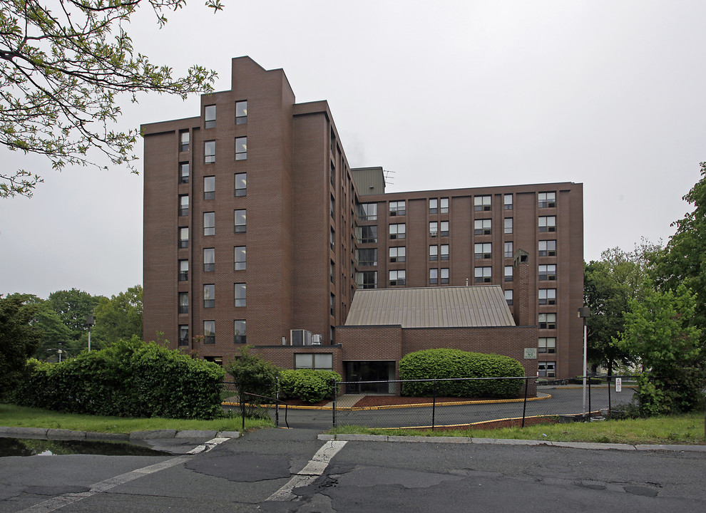 Cochran House in Melrose, MA - Building Photo