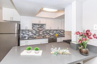 Enclave at Town Square in Chino, CA - Building Photo