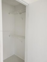 2461 SW 82nd Ave, Unit 101 in Davie, FL - Building Photo