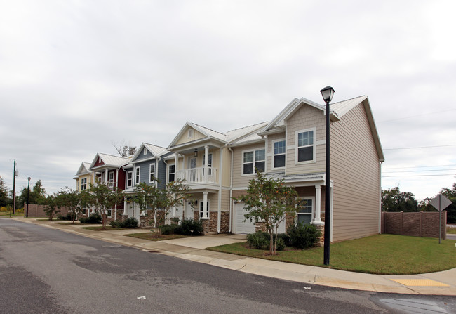 Element Townhomes in Gulfport, MS - Foto de edificio - Building Photo