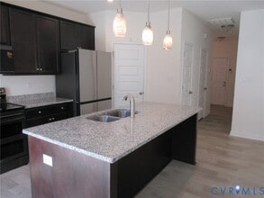 7736 Leeds Castle Ln in New Kent, VA - Building Photo - Building Photo