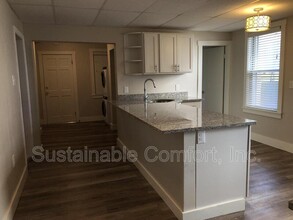 12 Creston St in Worcester, MA - Building Photo - Building Photo
