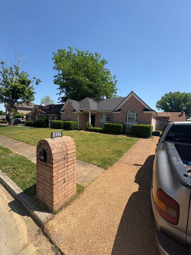 property at 5384 Farm Ridge Dr