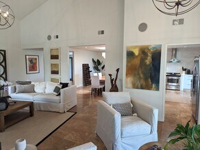 850 Santa Hidalga in Solana Beach, CA - Building Photo - Building Photo