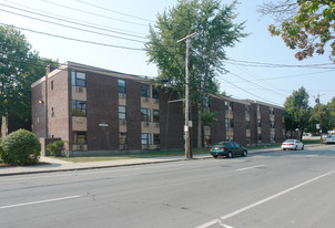 Sycamore Village Apartments