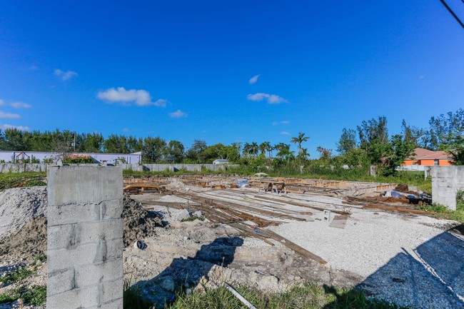 Biscayne Garden Townhomes in Miami, FL - Building Photo - Building Photo