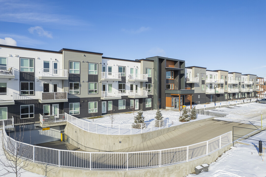 Konekt Inglewood in Calgary, AB - Building Photo