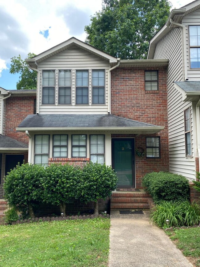property at 703 Zius Ct NW