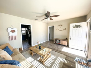 3008 30th St in Lubbock, TX - Foto de edificio - Building Photo