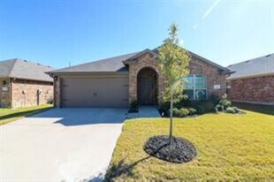 1112 Decker Dr in Fate, TX - Building Photo