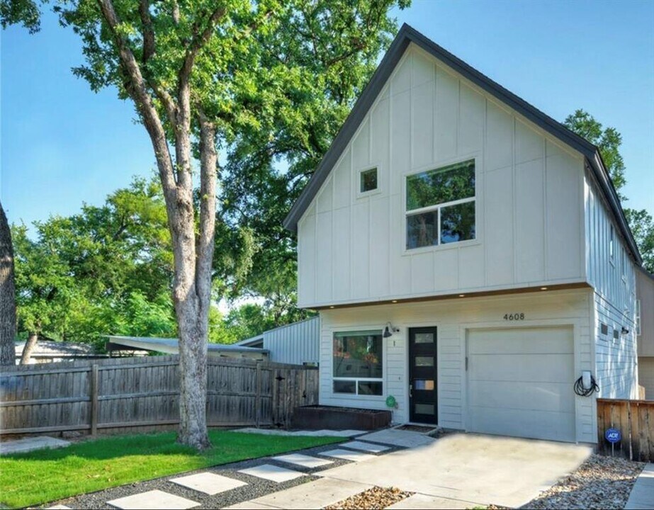 4608 Santa Anna St in Austin, TX - Building Photo