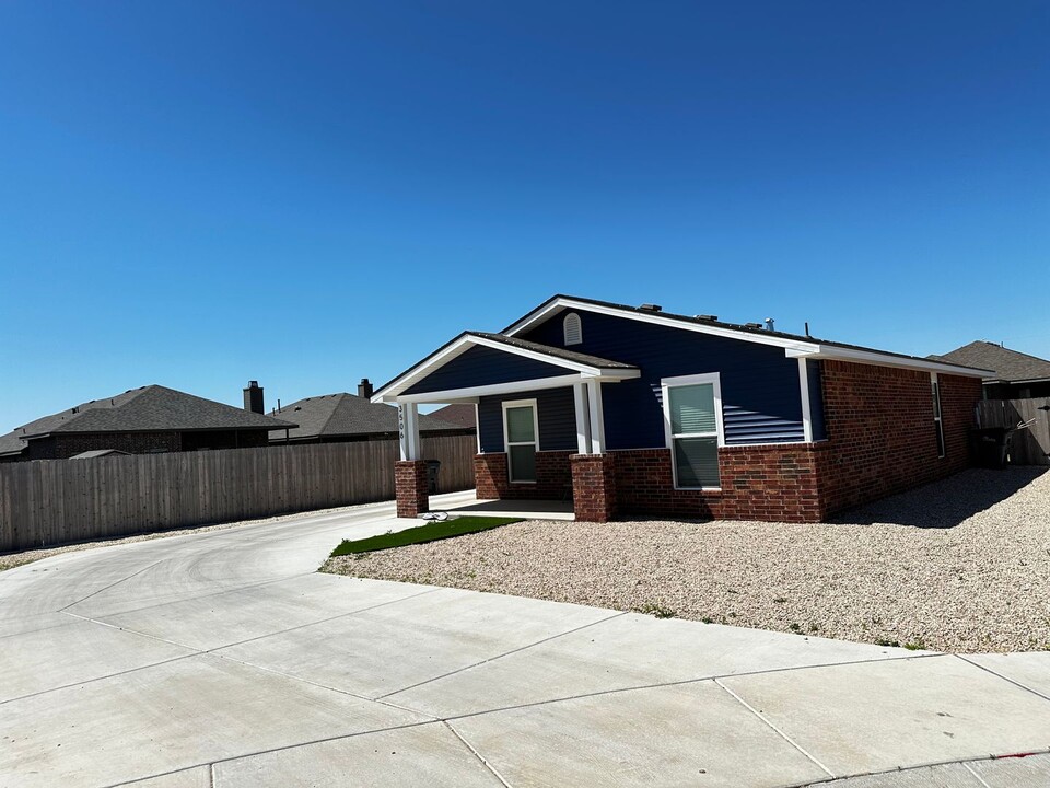 3506 Tiffin Ave in Lubbock, TX - Building Photo