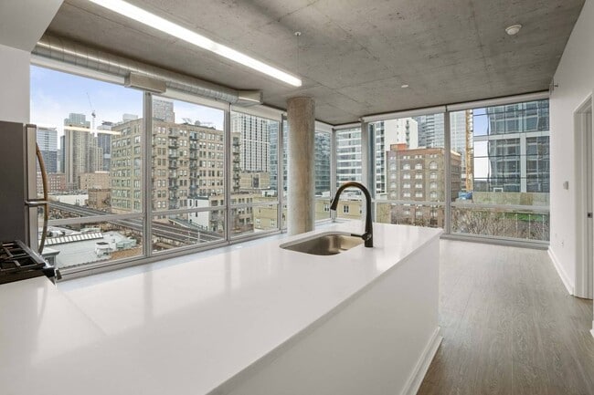 1465 S State St in Chicago, IL - Building Photo - Building Photo