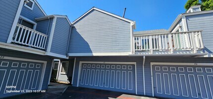 9969 Maya Linda Rd in San Diego, CA - Building Photo - Building Photo