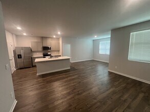 110 Hartmann Crossing Dr in Lebanon, TN - Building Photo - Building Photo