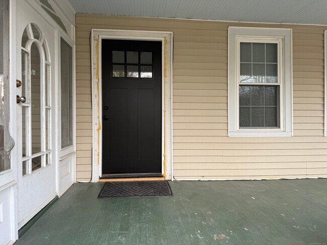 141 Washington Rd in Woodbury, CT - Building Photo - Building Photo