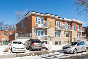 9147 Saint-Denis St in Montréal, QC - Building Photo