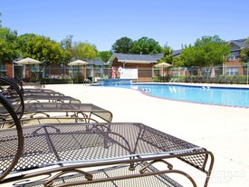 Forest Trail Apartment Homes