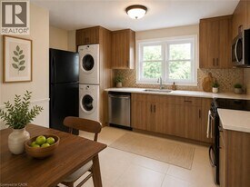 25 Endfield Ave in Hamilton, ON - Building Photo