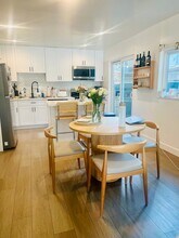 1037 Pleasantview Ave, Unit A in Venice, CA - Building Photo - Building Photo