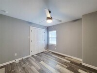 7204 Sandle St photo'