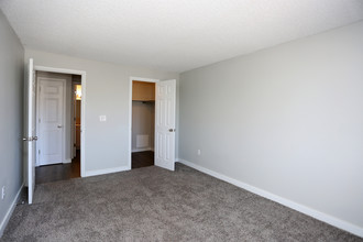 Elm Grove in Aurora, CO - Building Photo - Interior Photo