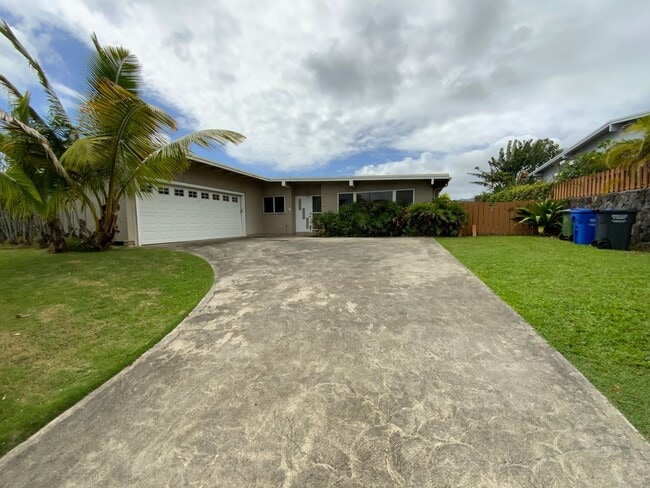 property at 1504 Keolu Dr