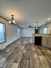 2372 Maple Dr in Fenton, MI - Foto de edificio - Building Photo