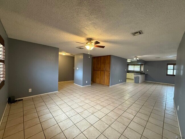 1356 S 41st Ave in Yuma, AZ - Building Photo - Building Photo
