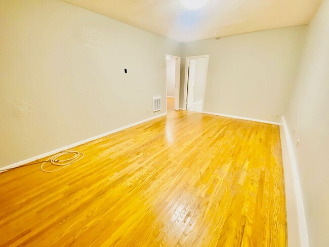 3135 Laguna St, Unit 3133A in San Francisco, CA - Building Photo - Building Photo
